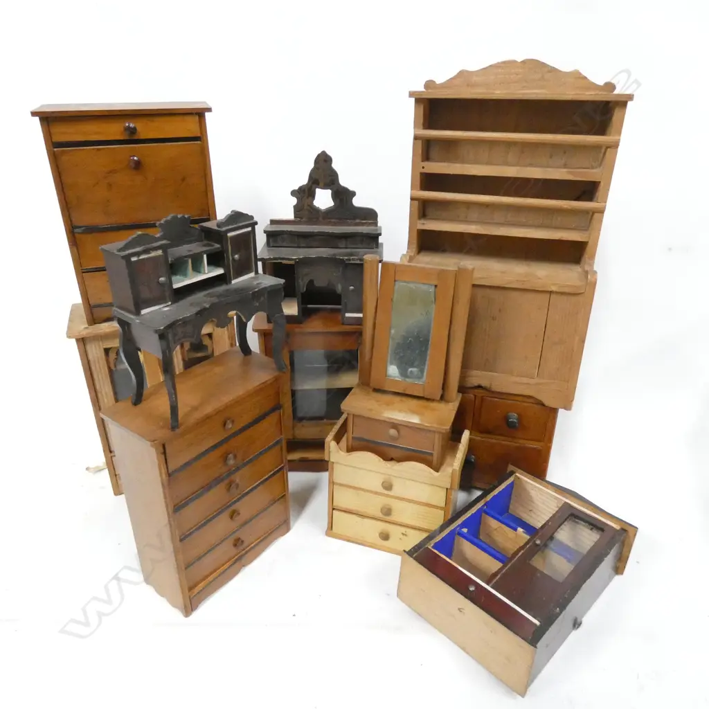 GOOD BOX LOT QUALITY WOODEN DOLLS HOUSE FURNITURE; TALL BOYS / DRESSERS / DRAWERS ETC. Image 1++